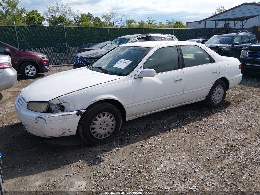 1999 Toyota Camry Le JT2BG22K8X0276718 photo 1
