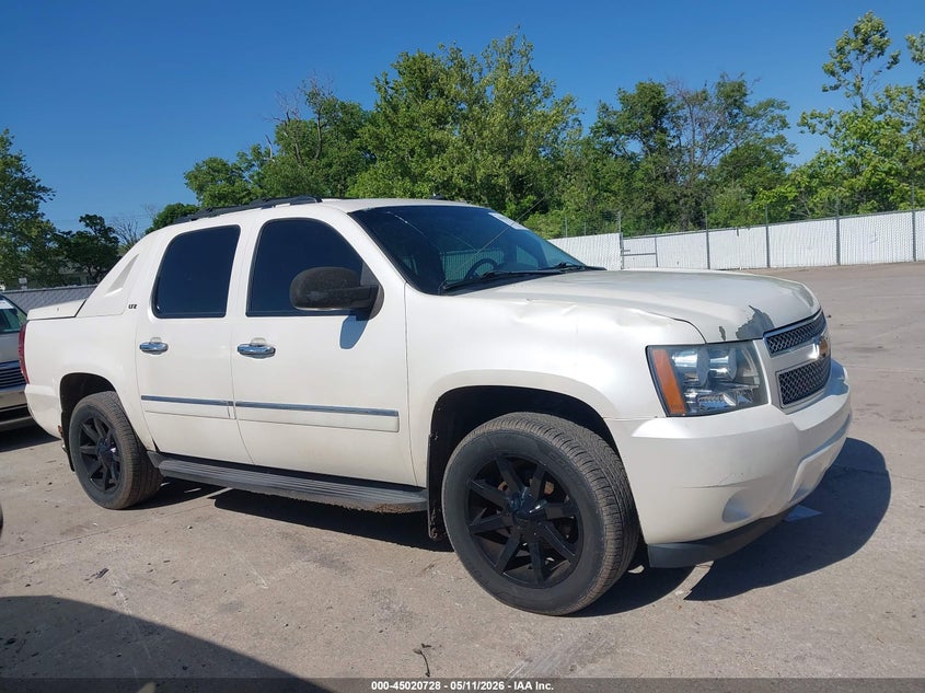2012 Chevrolet 5.3 1500 Ltz white Lot 111045020728 Vin 3GNTKGE76CG138428