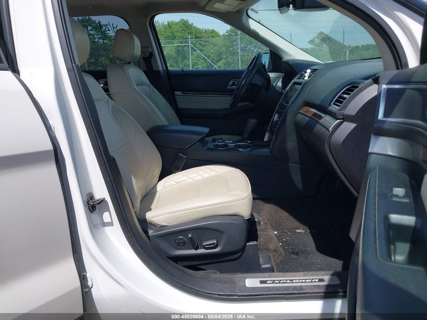 VIN 1FM5K8HT5HGC51141 2017 FORD EXPLORER PLATINUM