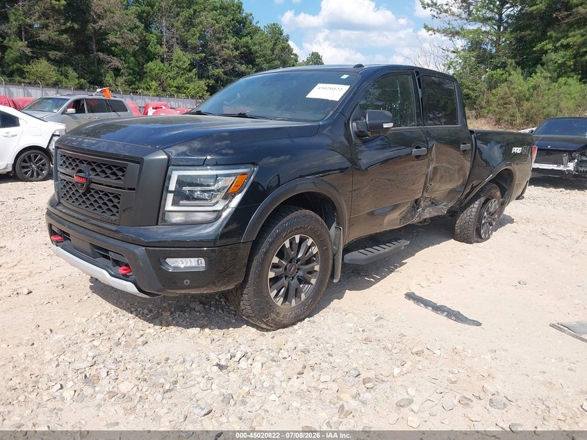 2021 NISSAN TITAN auction photo 2