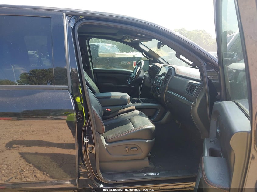 2021 NISSAN TITAN auction photo 5