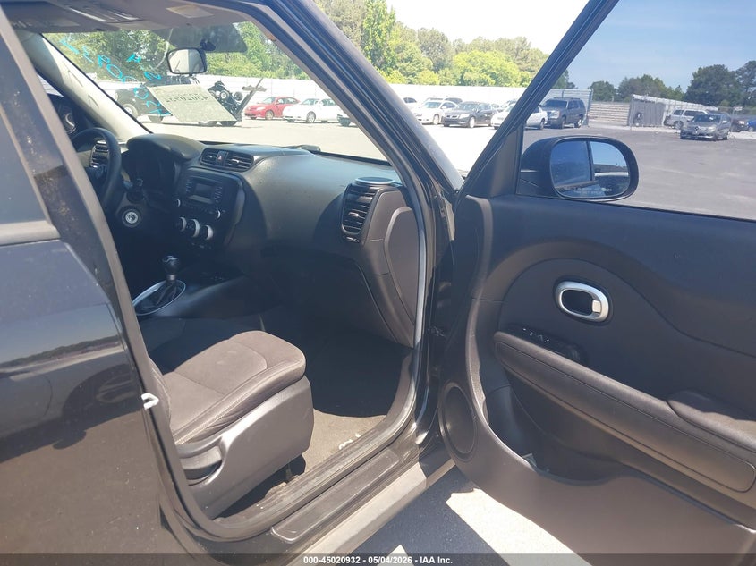 2015 KIA SOUL auction photo 5