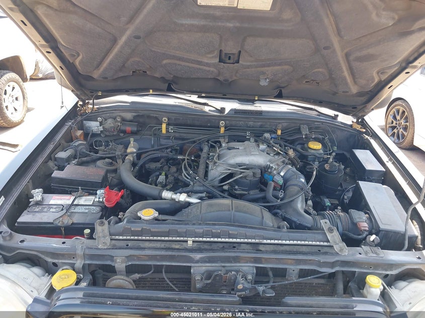 1999 Nissan Pathfinder Le/Se/Xe VIN: JN8AR07Y0XW388963 Lot: 45021011