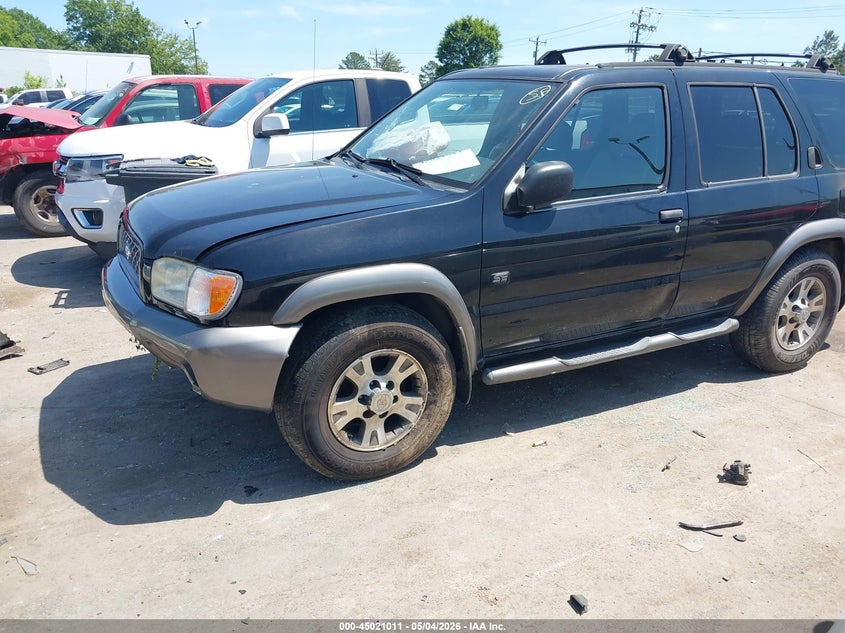 1999 Nissan Pathfinder Le/Se/Xe VIN: JN8AR07Y0XW388963 Lot: 45021011
