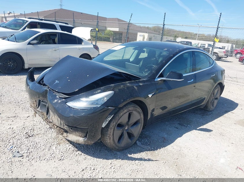 2019 TESLA MODEL 3 auction photo 2