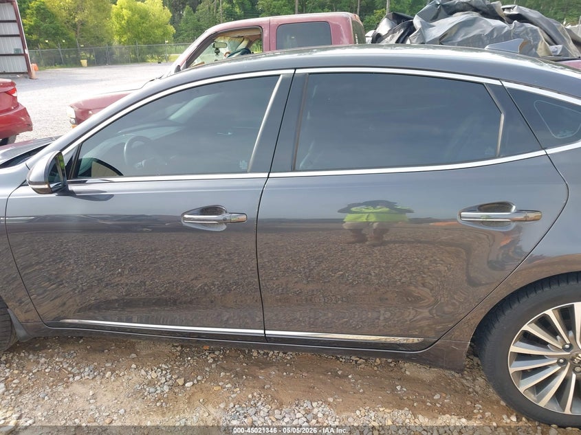 2018 Kia Cadenza Premium VIN: KNALB4J1XJ5120458 Lot: 45021346