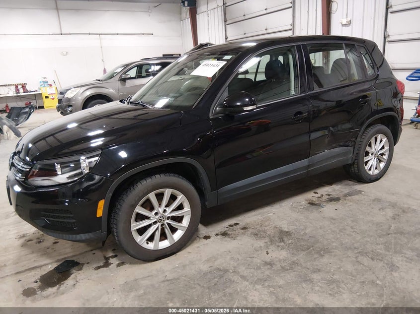 2017 Volkswagen Tiguan 2.0t/2.0t S WVGBV7AX5HK051973 photo 1