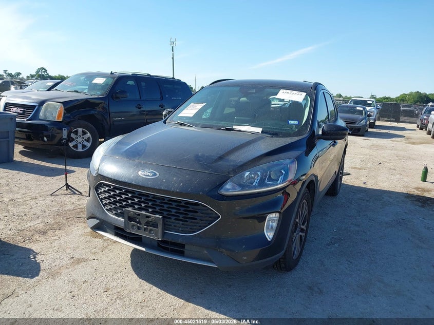 2021 FORD ESCAPE auction photo 2