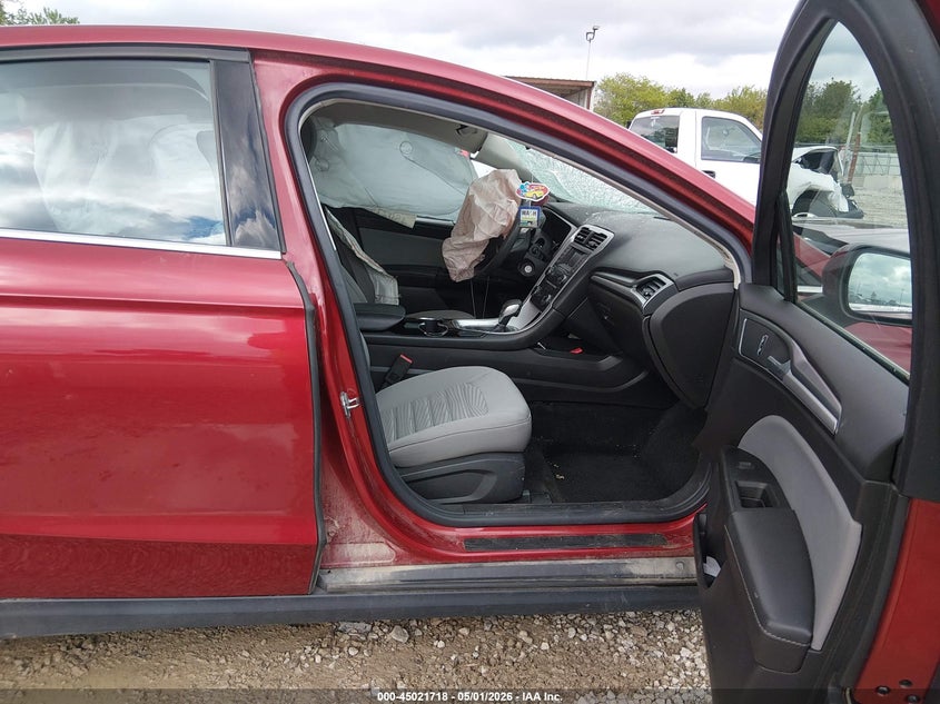 2016 FORD FUSION auction photo 5