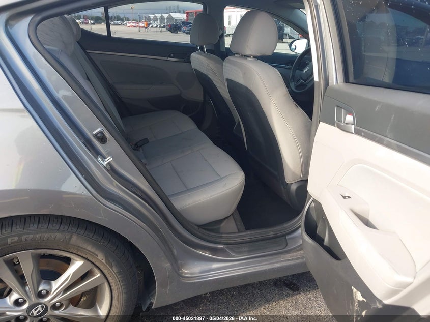 VIN 5NPD84LF4JH267907 2018 HYUNDAI ELANTRA SEL