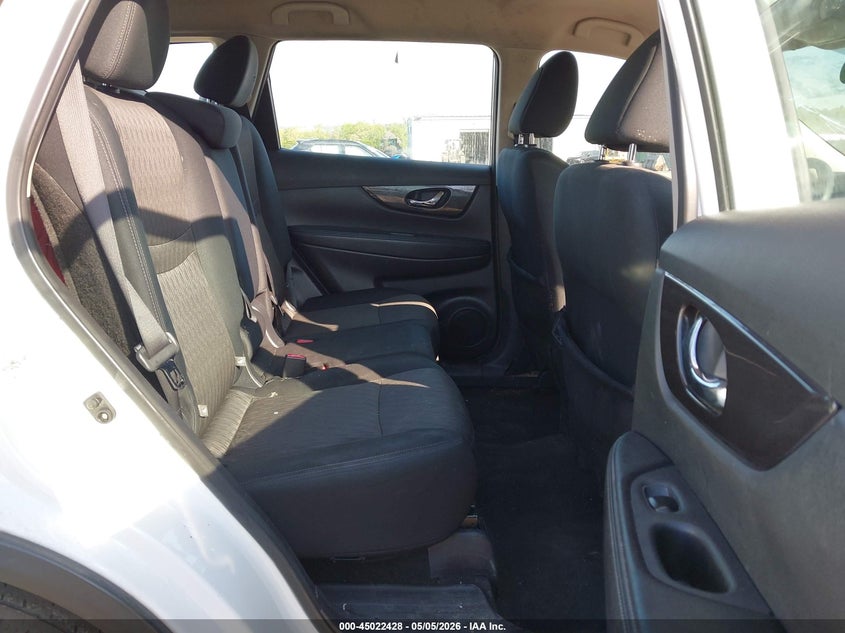 2018 NISSAN ROGUE auction photo 8