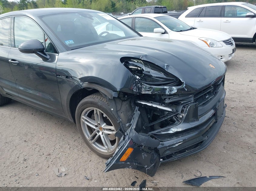 2024 Porsche Macan T VIN: WP1AA2A5XRLB06683 Lot: 45022462