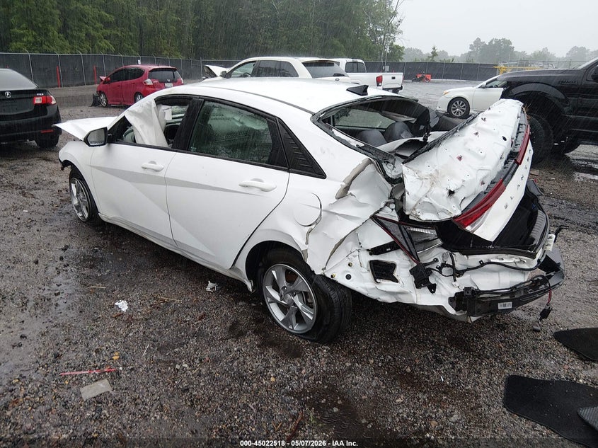 2021 HYUNDAI ELANTRA auction photo 3