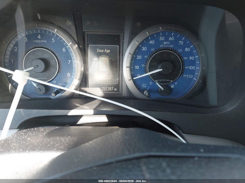 2018 TOYOTA SIENNA auction photo 7