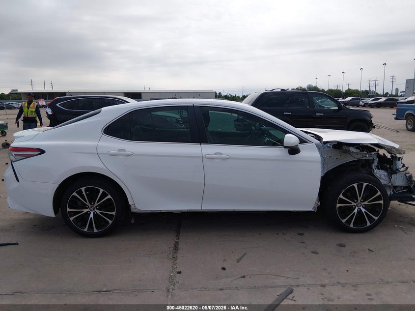 2018 Toyota Camry - вигляд 14