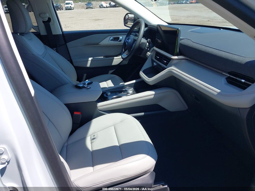 2026 FORD EXPLORER auction photo 5