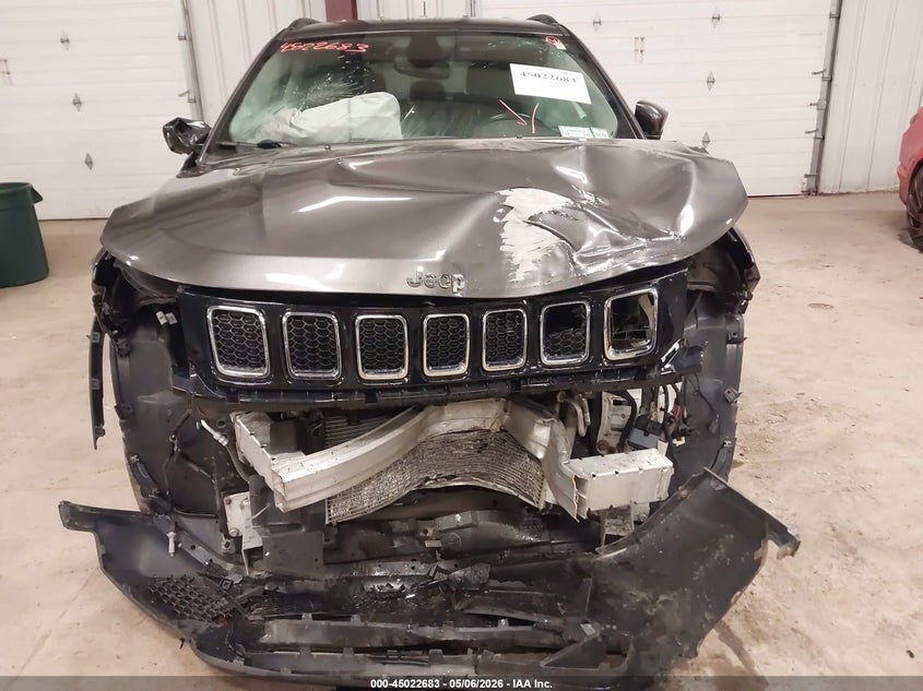 2020 JEEP COMPASS auction photo 6