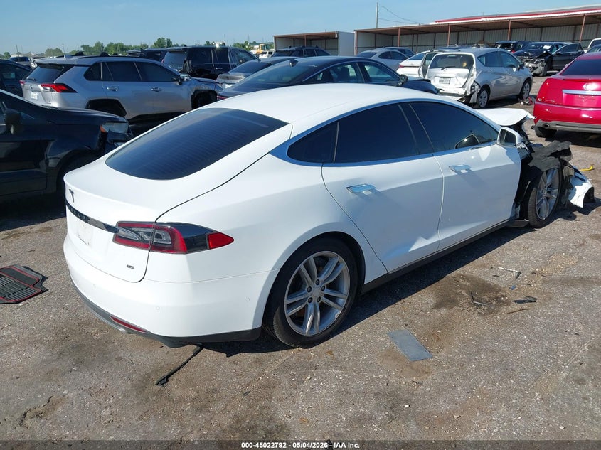 Vin: 5yjsa1h14efp65276, lot: 45520306, tesla model s p85 20144