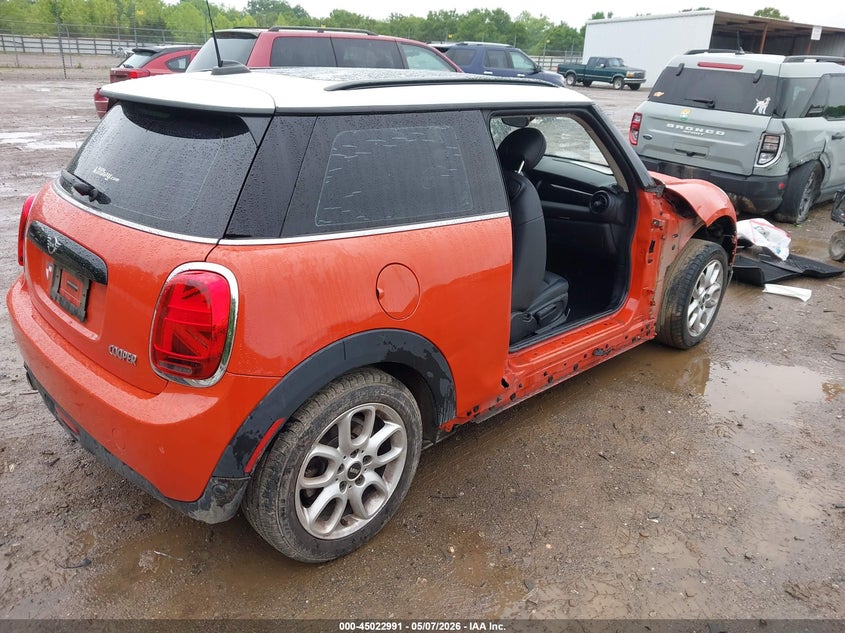 Vin: wmwxr3c01l2m86874, lot: 45520505, mini hardtop cooper 20204