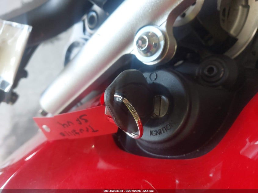 2023 Ducati Streetfighter V4/V4S VIN: ZDMFAKWW7PB008775 Lot: 45023353