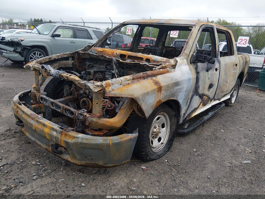 2015 RAM 1500 auction photo 2