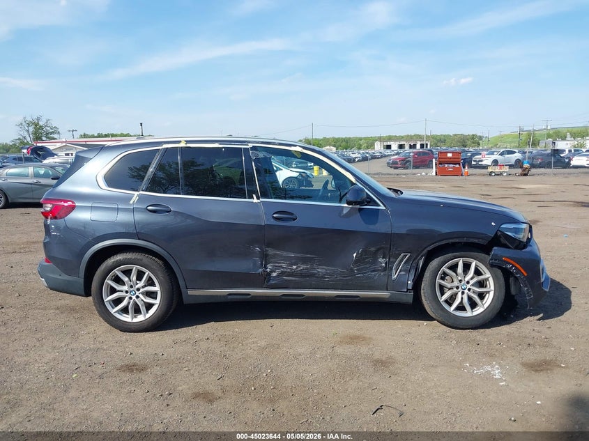 VIN: 5UXCR6C05L9B61320 2020 BMW X5 XDRIVE40I