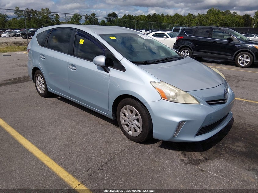 2012 TOYOTA PRIUS V TWO
