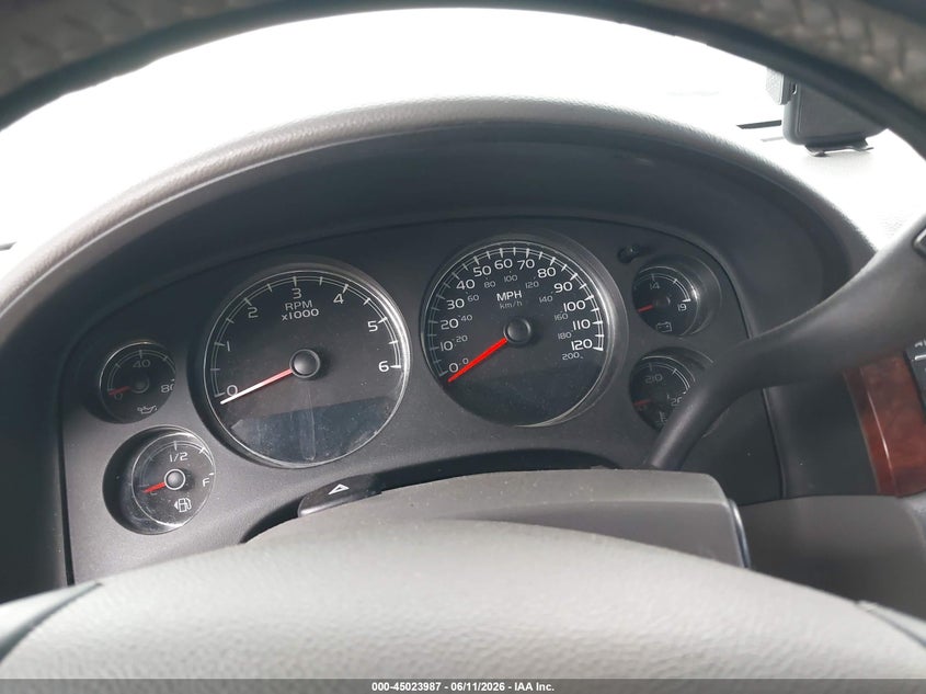 2009 CHEVROLET SUBURBAN 1500 auction photo 7