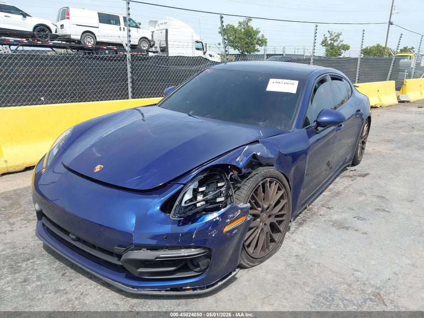 2023 Porsche Panamera 4/4 Platinum Edition/Platinum Edition VIN: WP0AJ2A75PL103044 Lot: 45024050