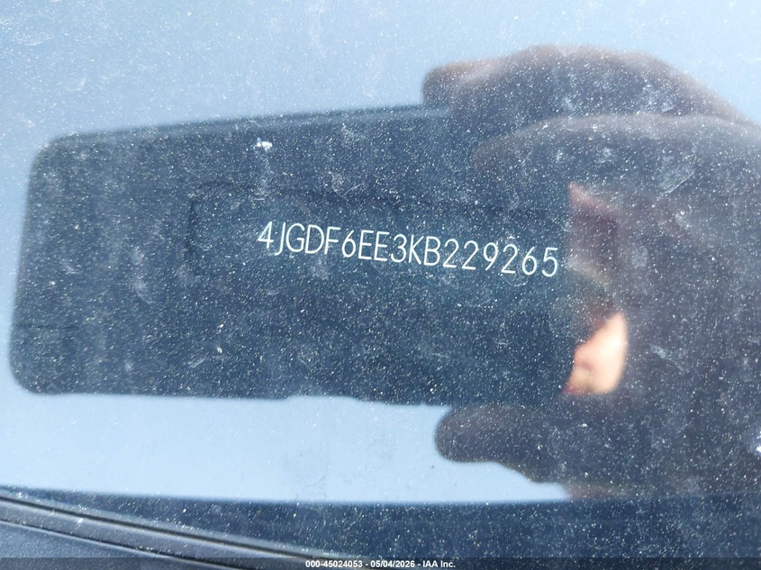 MERCEDES-BENZ GLS 450 - zdjęcie 17