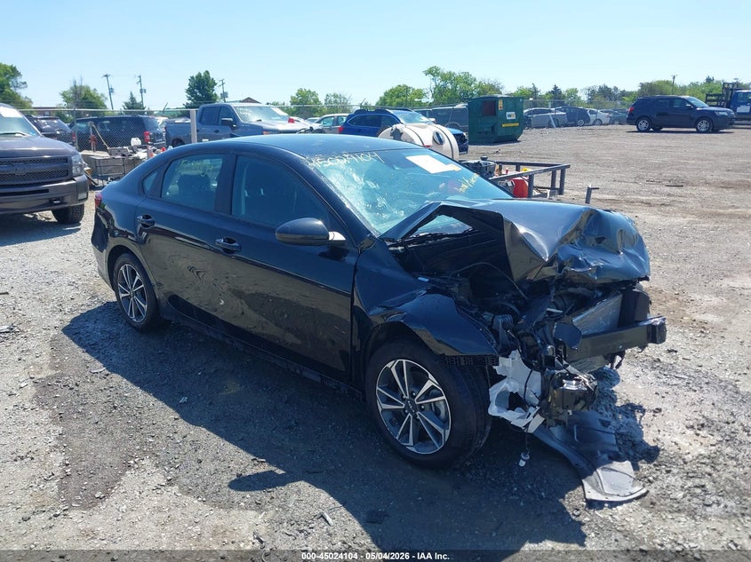 2024 KIA FORTE auction photo 1
