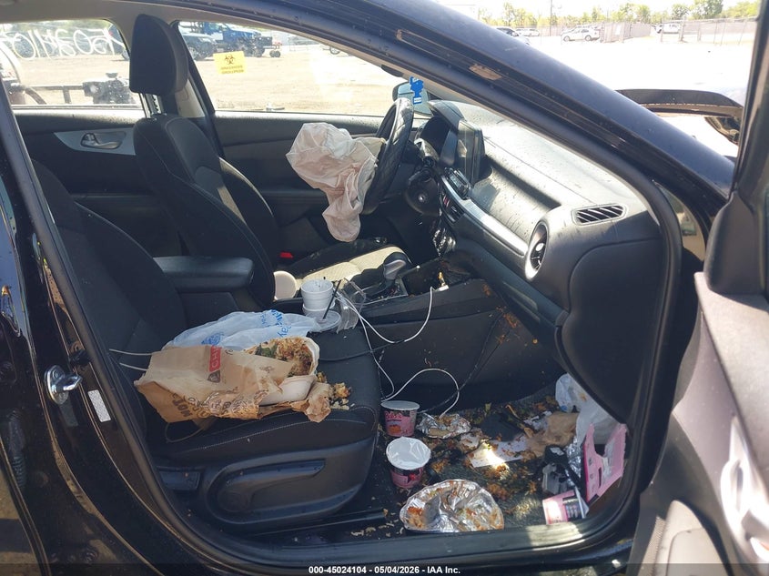 2024 KIA FORTE auction photo 5