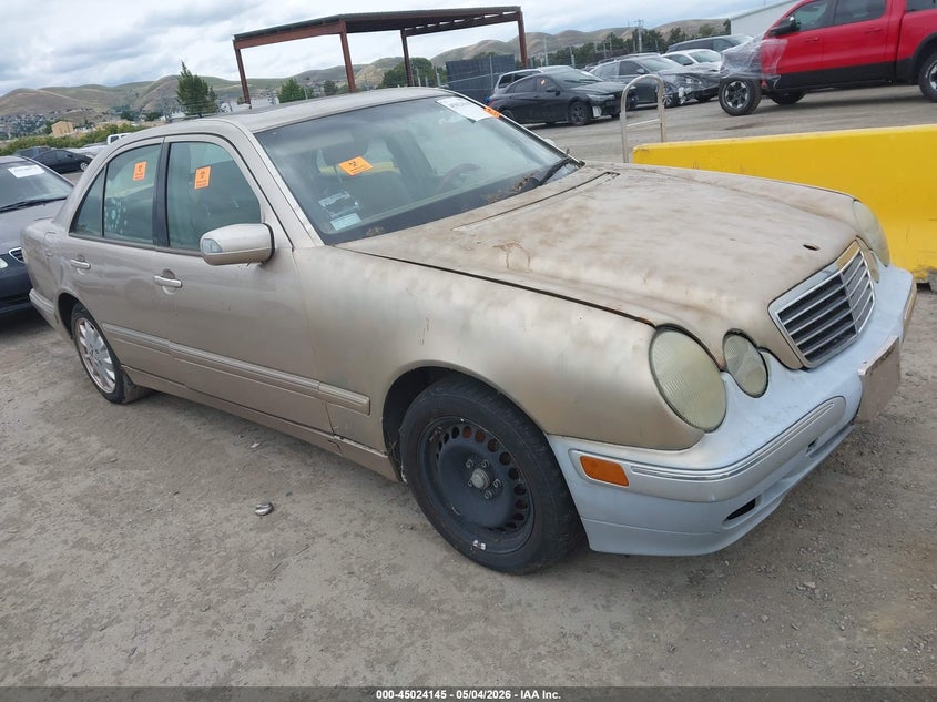 2001 Mercedes-Benz E 320