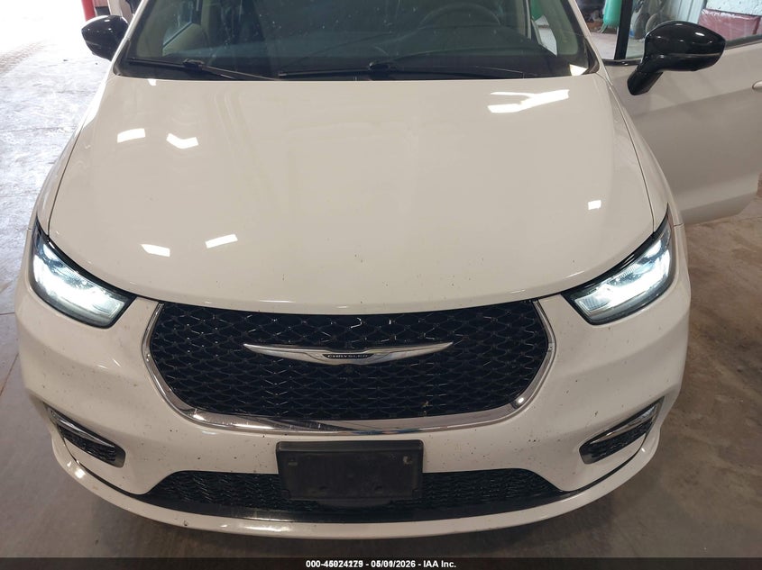 CHRYSLER PACIFICA 2024 VIN 2C4RC1BG6RR112660