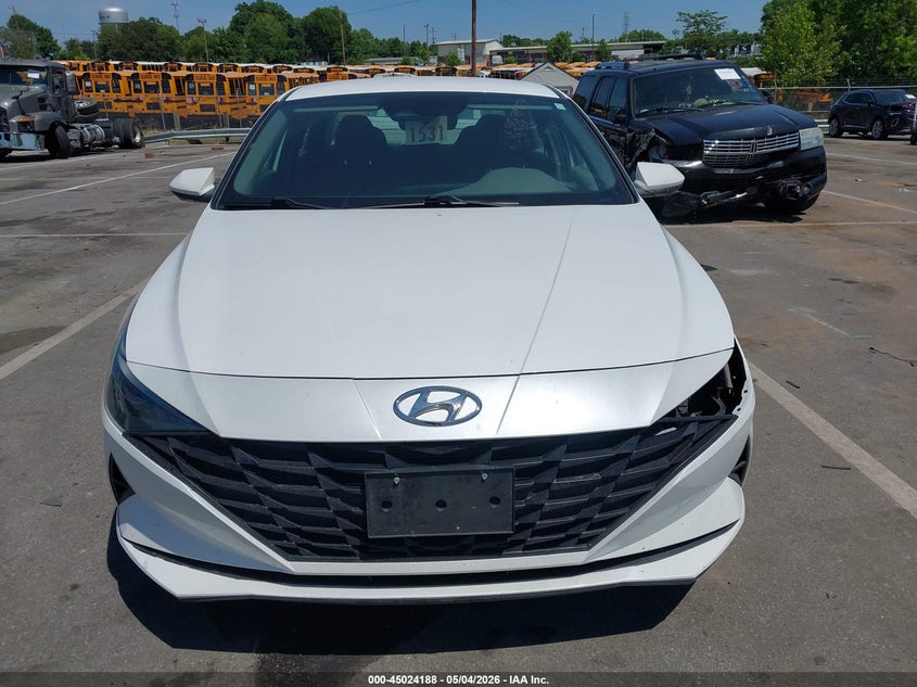 2021 HYUNDAI ELANTRA SE — Фото 13