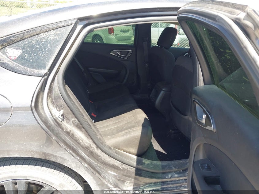 2017 CHRYSLER 200 SEDAN 2.4L I-4 VVT, 184HP