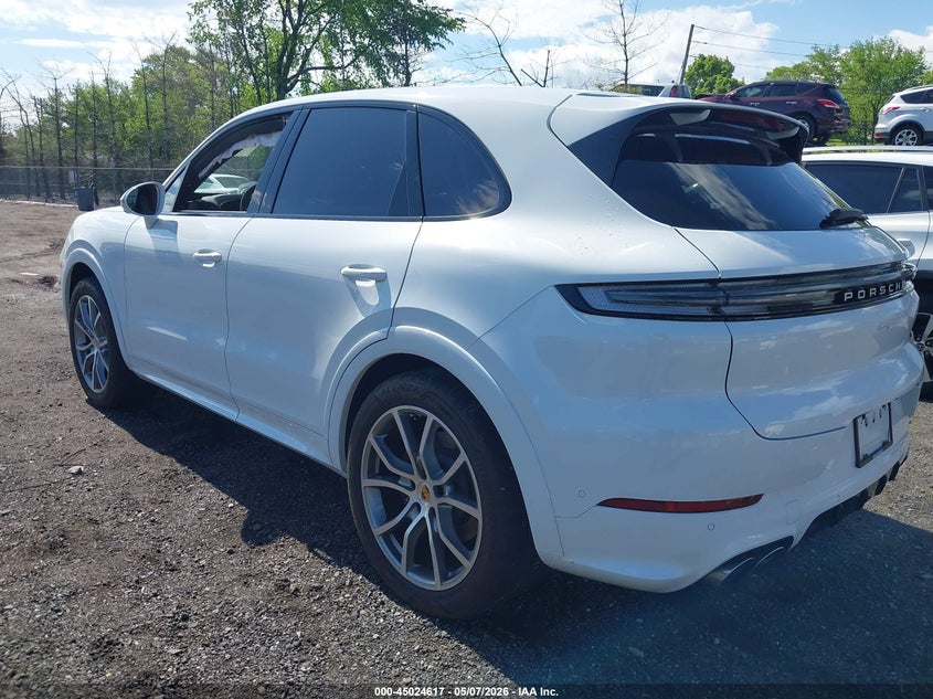 Vin: wp1aa2ay1rda09537, lot: 45522131, porsche cayenne 20243