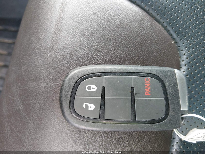 2015 Jeep Cherokee - widok 11