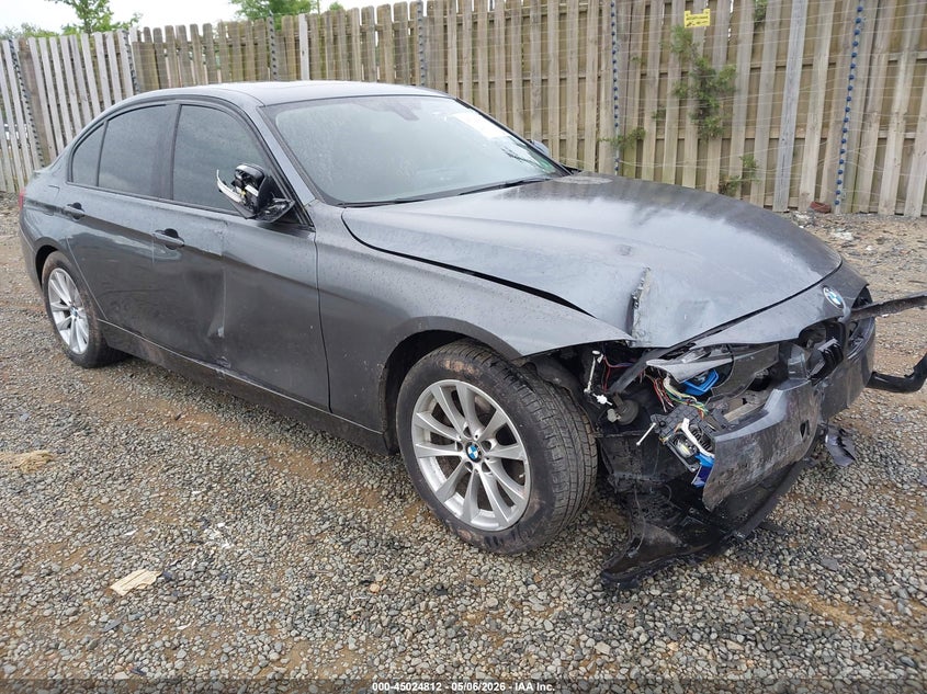 Vin: wba8e5g3xhnu43222, lot: 45522326, bmw 320i xdrive 2017 img_1