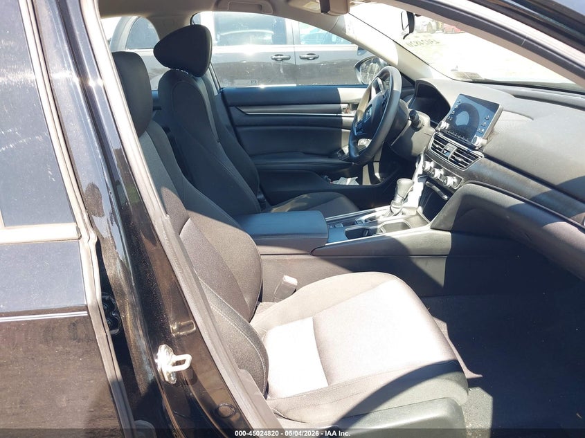 VIN 1HGCV1F10KA072612 2019 HONDA ACCORD LX