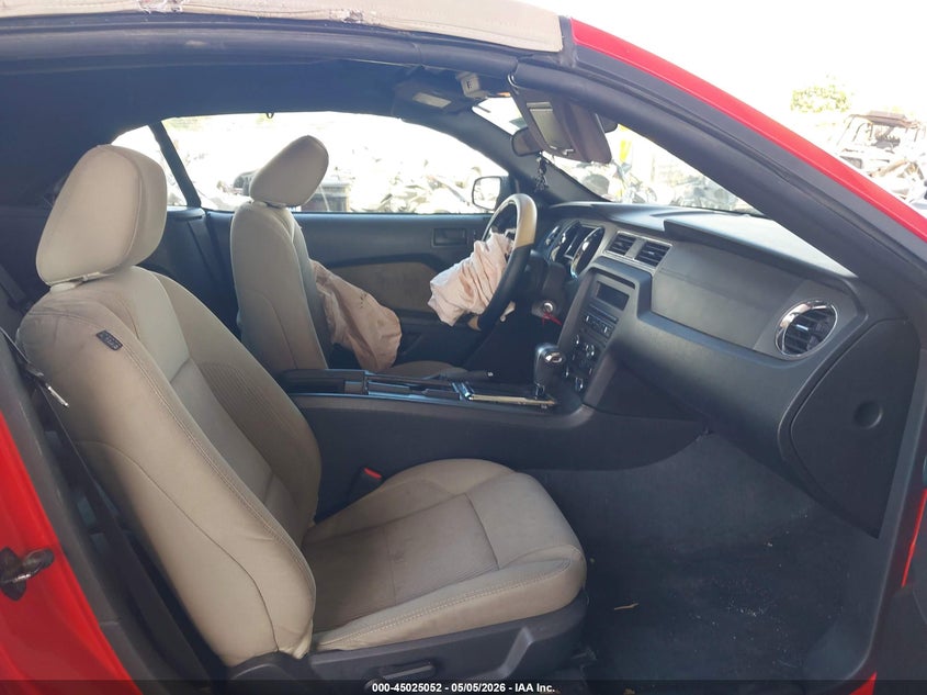 2012 Ford Mustang 3.7 V6 red Lot 111045025052 Vin 1ZVBP8EM3C5201684