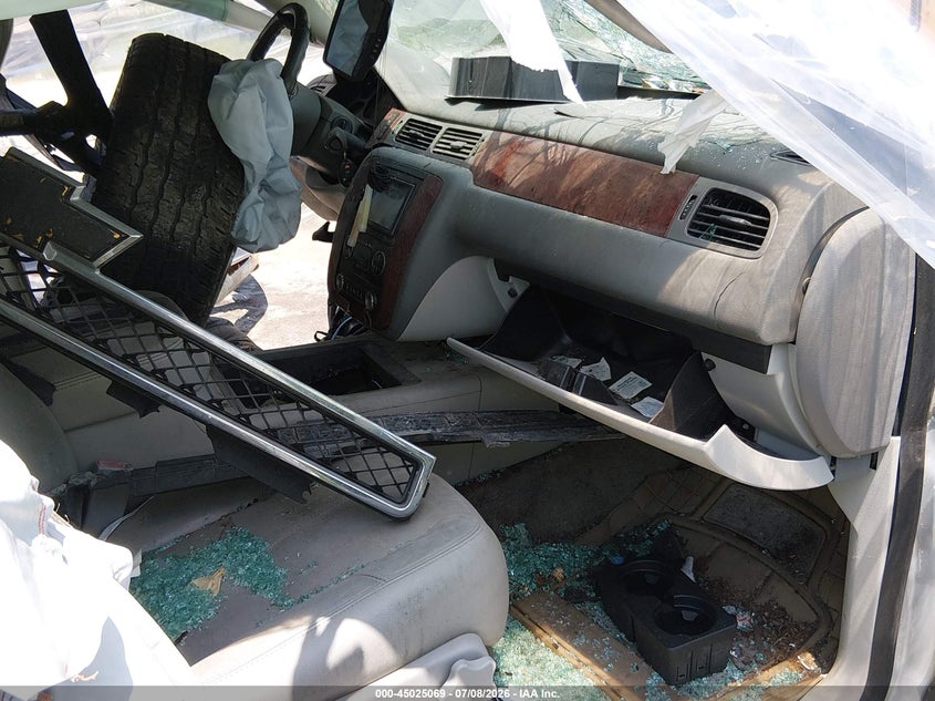 2014 CHEVROLET TAHOE auction photo 5