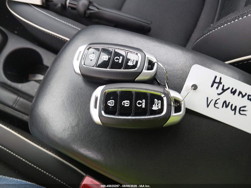 2024 Hyundai Venue Limited VIN: KMHRC8A34RU297295 Lot: 45025297