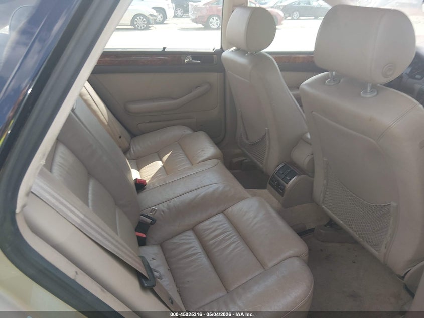 2001 Audi A6 4.2 VIN: WAUZL64BX1N136392 Lot: 45025316