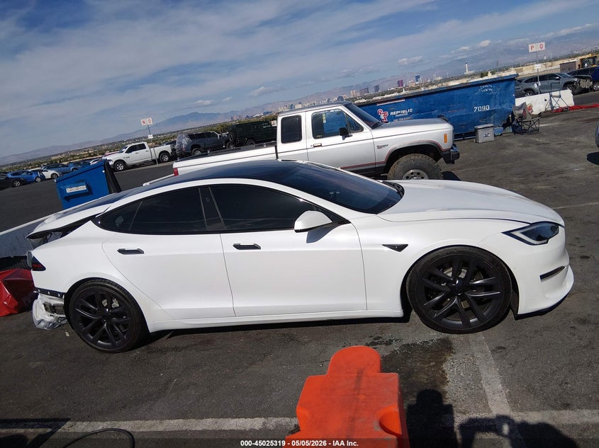 2022 Tesla Model S Dual Motor All-Wheel Drive VIN: 5YJSA1E57NF474875 Lot: 45025319