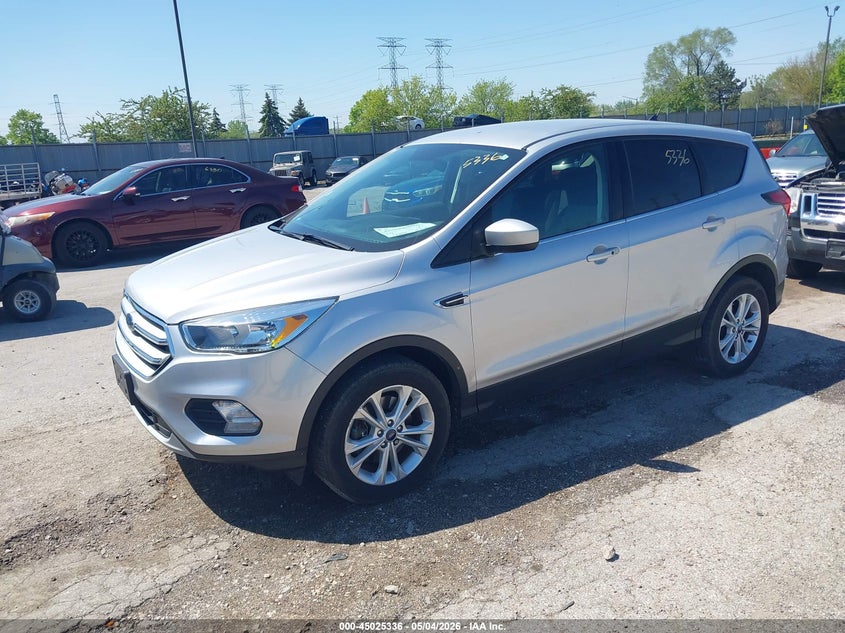 2019 Ford Escape Se 1FMCU9GD4KUA59851 photo 1