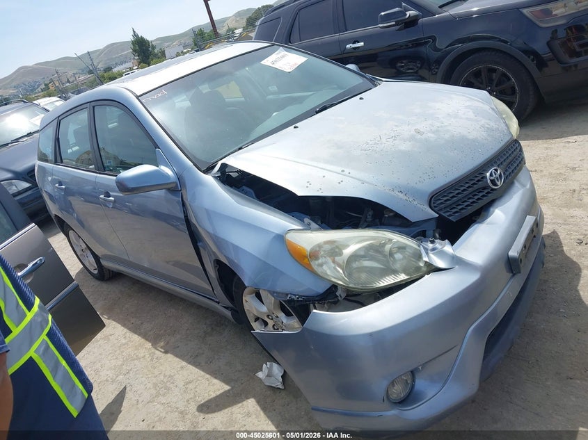 TOYOTA MATRIX 2005. Lot# 45025601. VIN 2T1KR32E15C366345. Photo 1