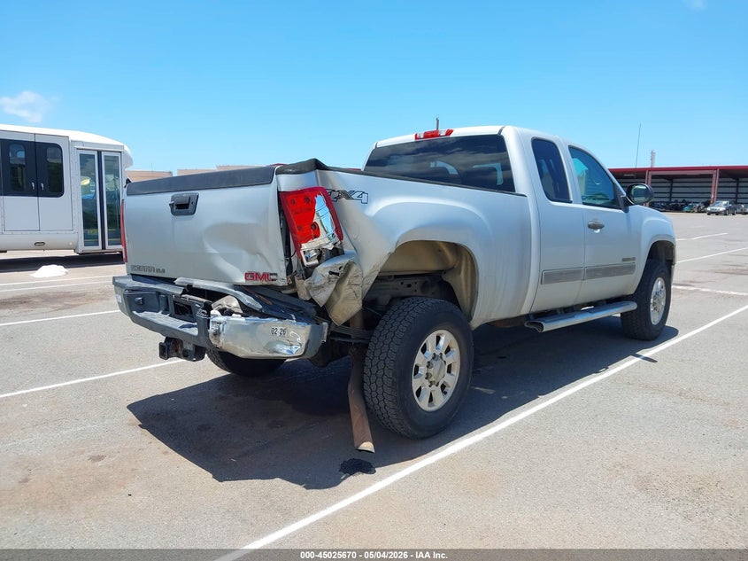 2013 GMC SIERRA 2500HD auction photo 6