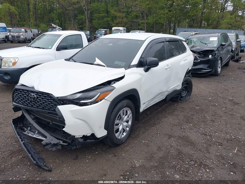 2025 Toyota Corolla Cross L 7MUAAAAG9SV125555 photo 1