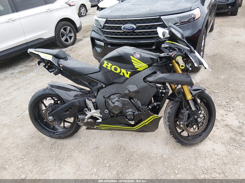 2021 Honda Cbr1000 Rr VIN: JH2SC7719MK400051 Lot: 45025694